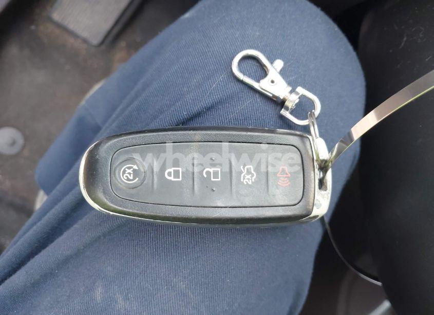 Photo 11 of 2017 Ford Escape TITANIUM (VIN 1FMCU9J95HUA19100)