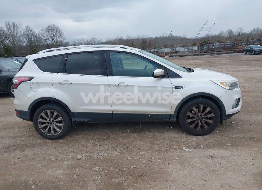 Photo 13 of 2017 Ford Escape TITANIUM (VIN 1FMCU9J95HUA19100)