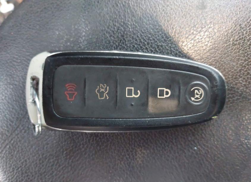 Photo 11 of 2017 Ford Escape TITANIUM (VIN 1FMCU9J95HUB53007)