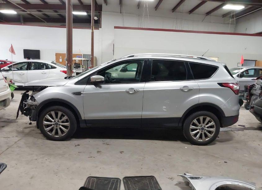 Photo 14 of 2017 Ford Escape TITANIUM (VIN 1FMCU9J95HUB88484)