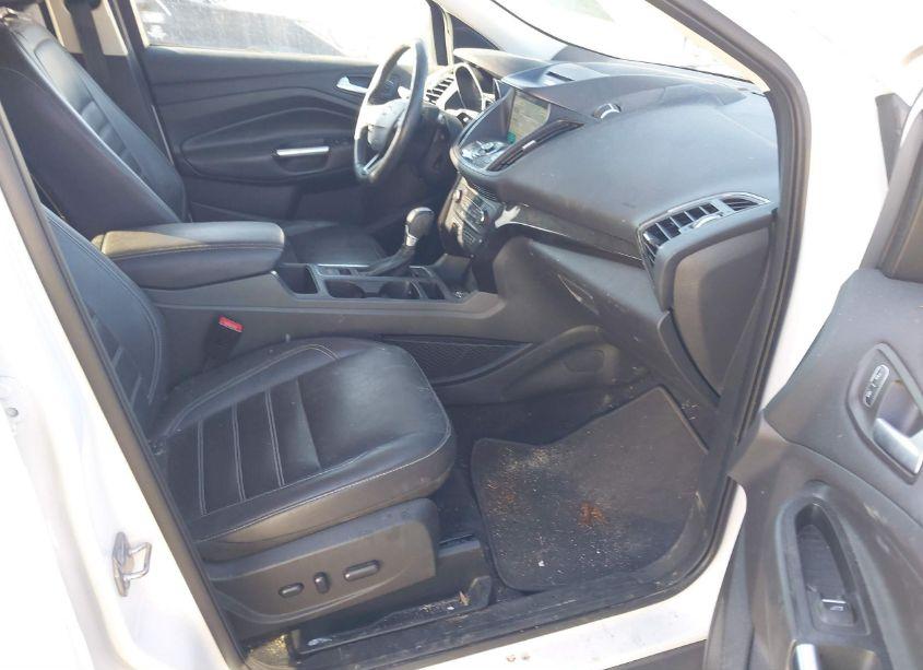 Photo 5 of 2017 Ford Escape TITANIUM (VIN 1FMCU9J95HUB91031)