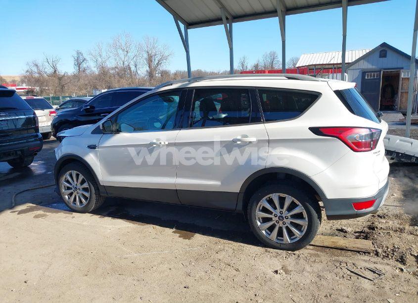 Photo 15 of 2017 Ford Escape TITANIUM (VIN 1FMCU9J95HUB96777)