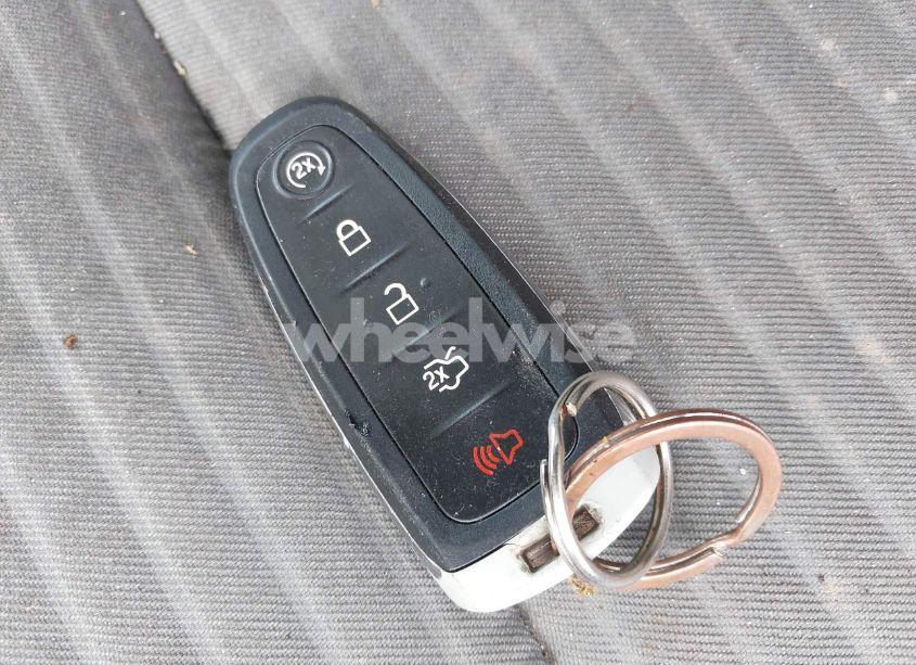 Photo 11 of 2017 Ford Escape TITANIUM (VIN 1FMCU9J95HUC70103)