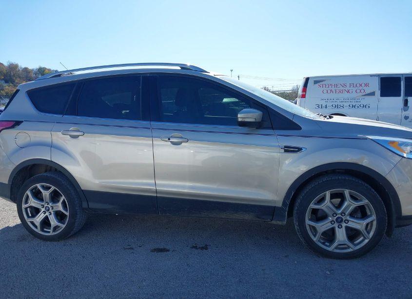 Photo 13 of 2017 Ford Escape TITANIUM (VIN 1FMCU9J95HUC85412)
