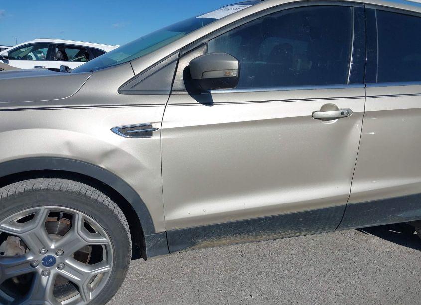 Photo 6 of 2017 Ford Escape TITANIUM (VIN 1FMCU9J95HUC85412)