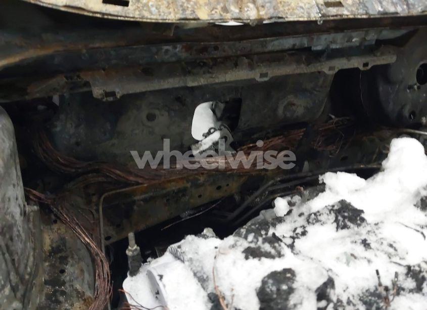 Photo 11 of 2017 Ford Escape TITANIUM (VIN 1FMCU9J95HUE69605)