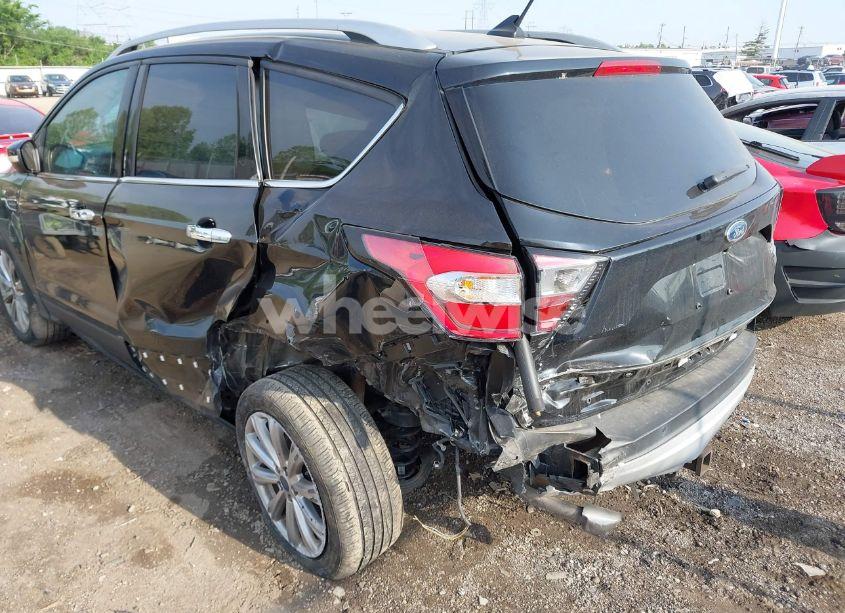 Photo 6 of 2018 Ford Escape TITANIUM (VIN 1FMCU9J95JUB30803)