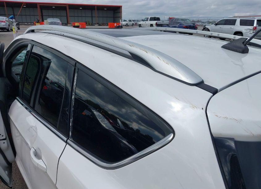 Photo 14 of 2019 Ford Escape TITANIUM (VIN 1FMCU9J95KUB82787)