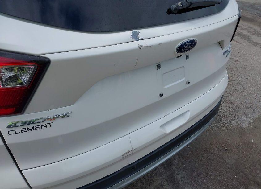 Photo 15 of 2019 Ford Escape TITANIUM (VIN 1FMCU9J95KUB82787)