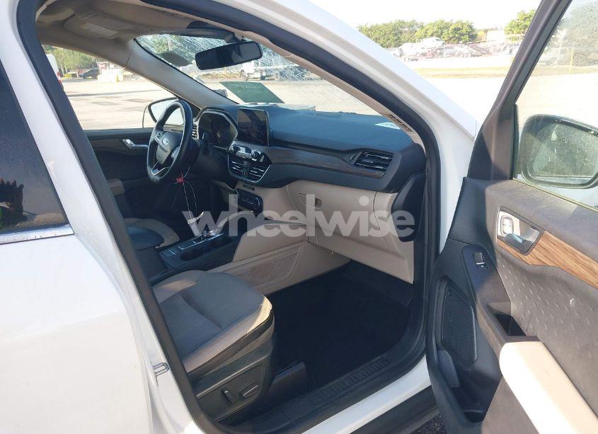 Photo 5 of 2020 Ford Escape TITANIUM (VIN 1FMCU9J95LUA38352)