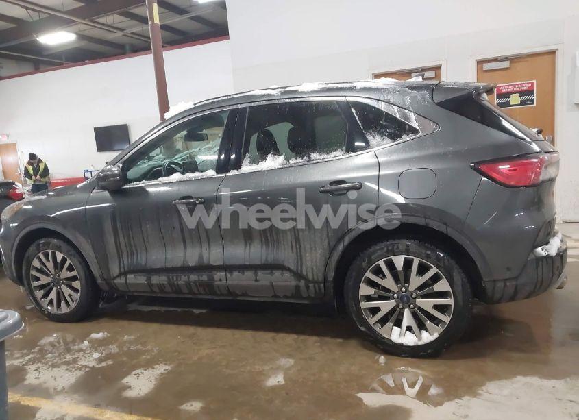 Photo 14 of 2020 Ford Escape TITANIUM (VIN 1FMCU9J95LUB15074)