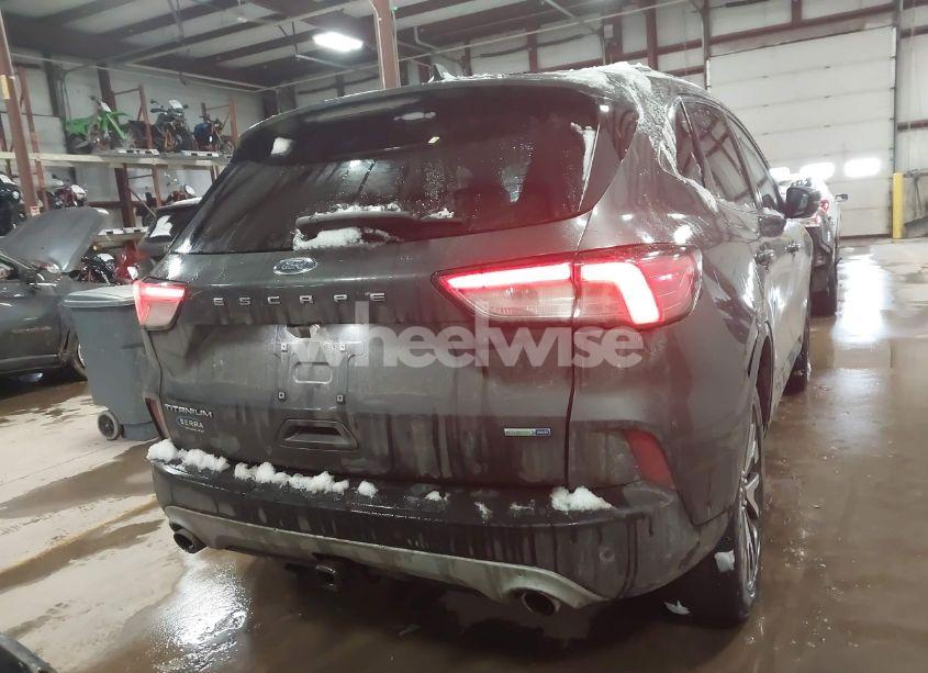 Photo 16 of 2020 Ford Escape TITANIUM (VIN 1FMCU9J95LUB15074)