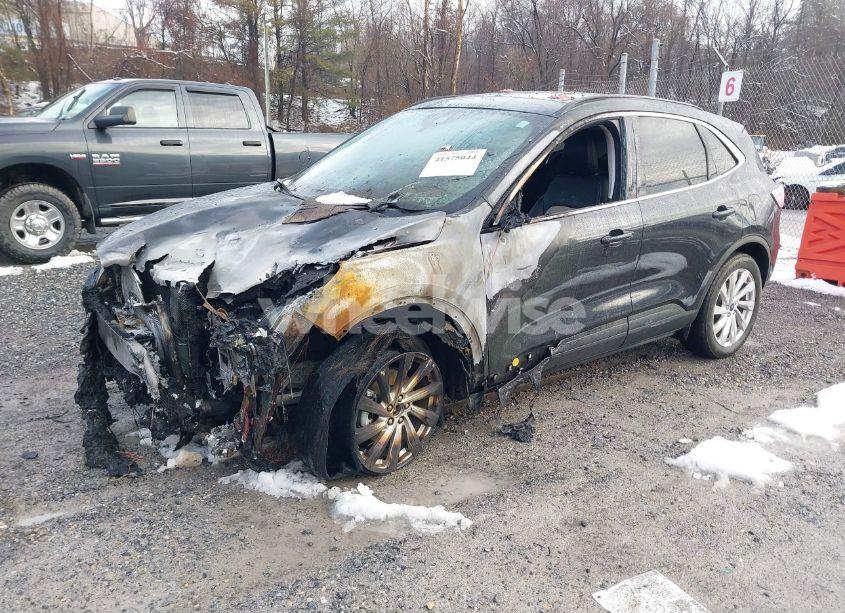 Photo 2 of 2021 Ford Escape TITANIUM (VIN 1FMCU9J95MUA21763)