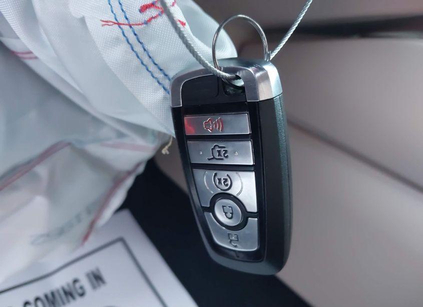 Photo 11 of 2022 Ford Escape TITANIUM (VIN 1FMCU9J95NUA71225)