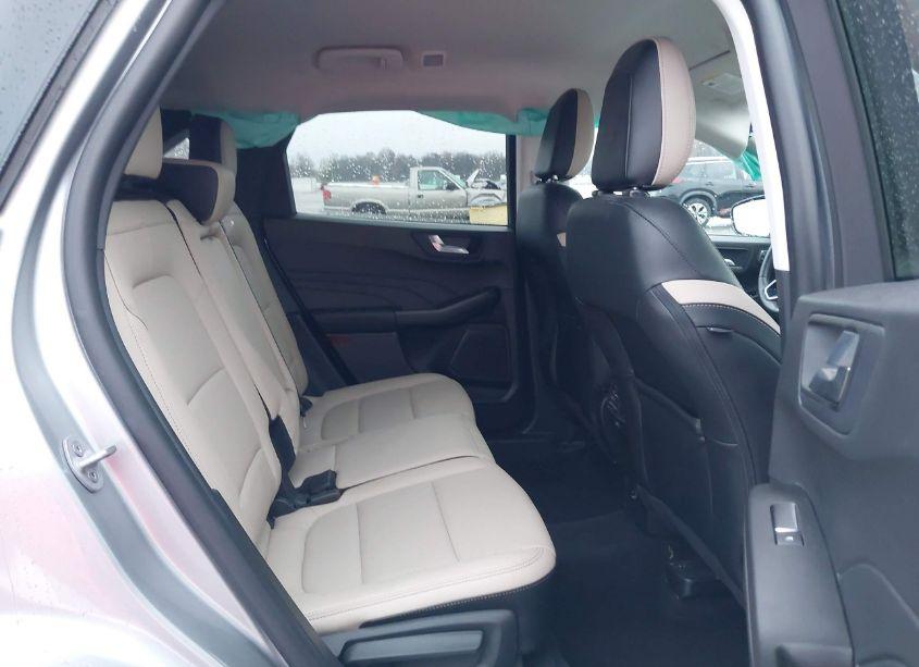 Photo 8 of 2022 Ford Escape TITANIUM (VIN 1FMCU9J95NUA71225)