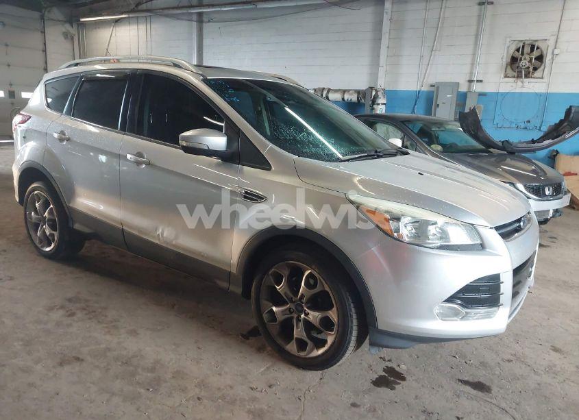 2015 Ford Escape TITANIUM (VIN 1FMCU9J96FUB23902) main photo