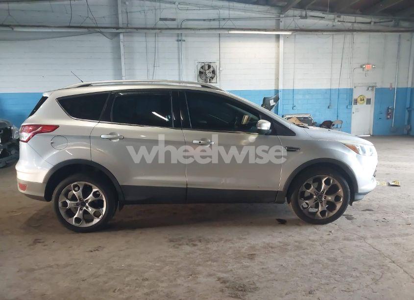 Photo 13 of 2015 Ford Escape TITANIUM (VIN 1FMCU9J96FUB23902)