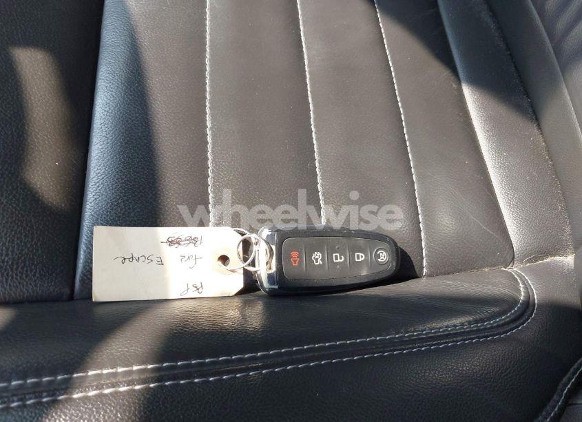 Photo 11 of 2016 Ford Escape TITANIUM (VIN 1FMCU9J96GUB05210)