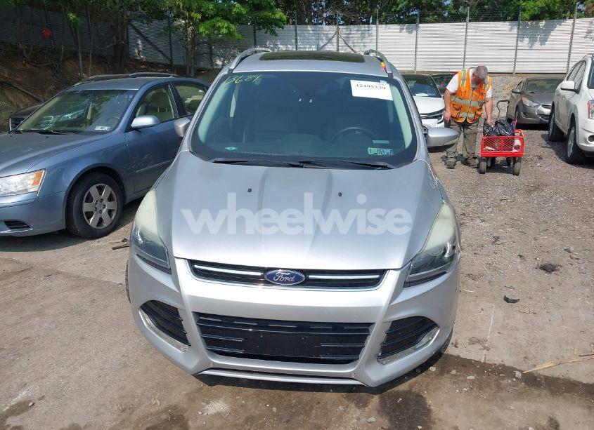 Photo 12 of 2016 Ford Escape TITANIUM (VIN 1FMCU9J96GUB05210)