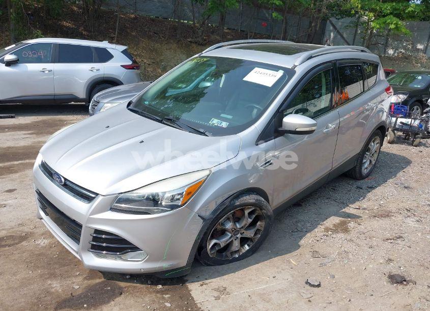 Photo 2 of 2016 Ford Escape TITANIUM (VIN 1FMCU9J96GUB05210)