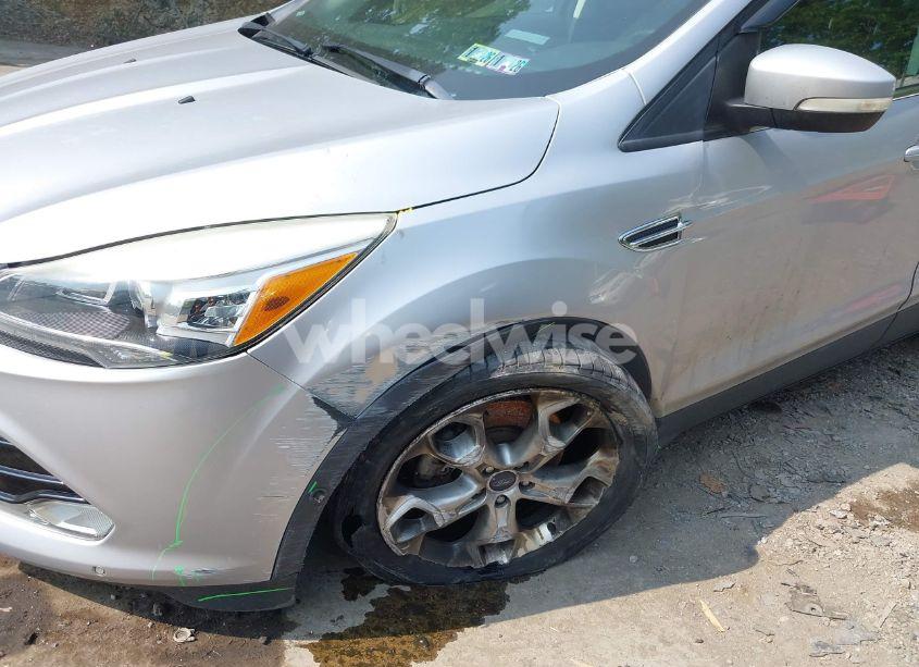 Photo 6 of 2016 Ford Escape TITANIUM (VIN 1FMCU9J96GUB05210)