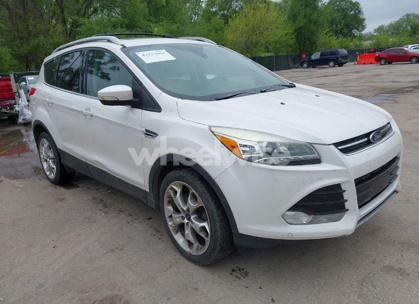 2016 Ford Escape TITANIUM (VIN 1FMCU9J96GUB97564) main photo