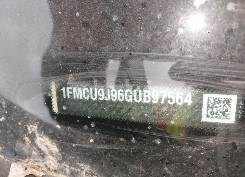 Photo 9 of 2016 Ford Escape TITANIUM (VIN 1FMCU9J96GUB97564)