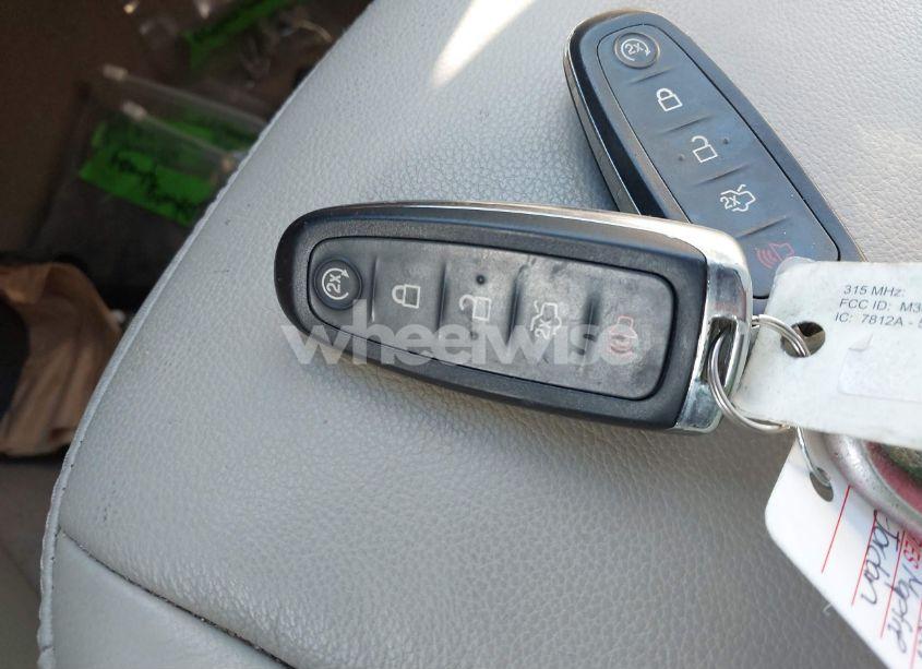 Photo 11 of 2016 Ford Escape TITANIUM (VIN 1FMCU9J96GUC47962)