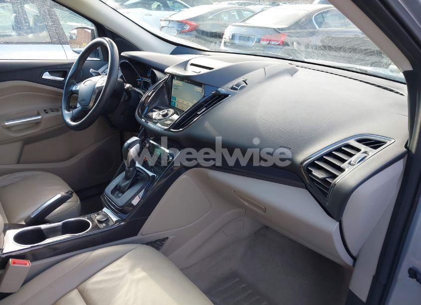 Photo 5 of 2016 Ford Escape TITANIUM (VIN 1FMCU9J96GUC47962)