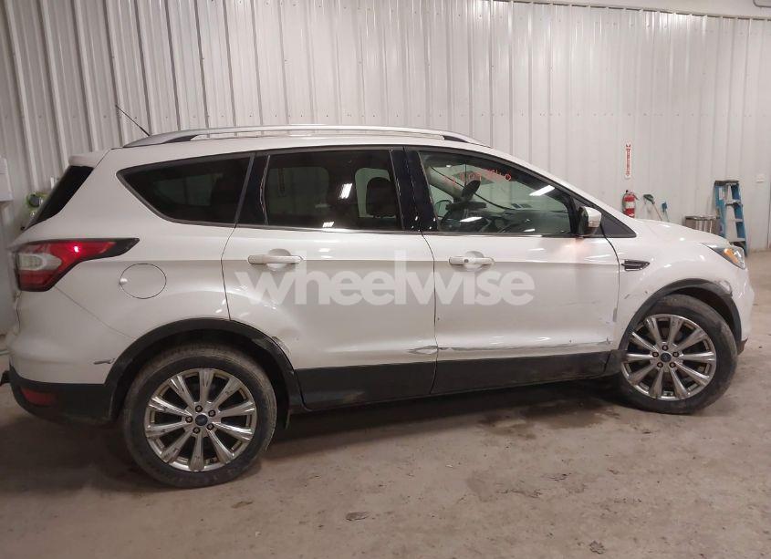Photo 13 of 2017 Ford Escape TITANIUM (VIN 1FMCU9J96HUB13454)