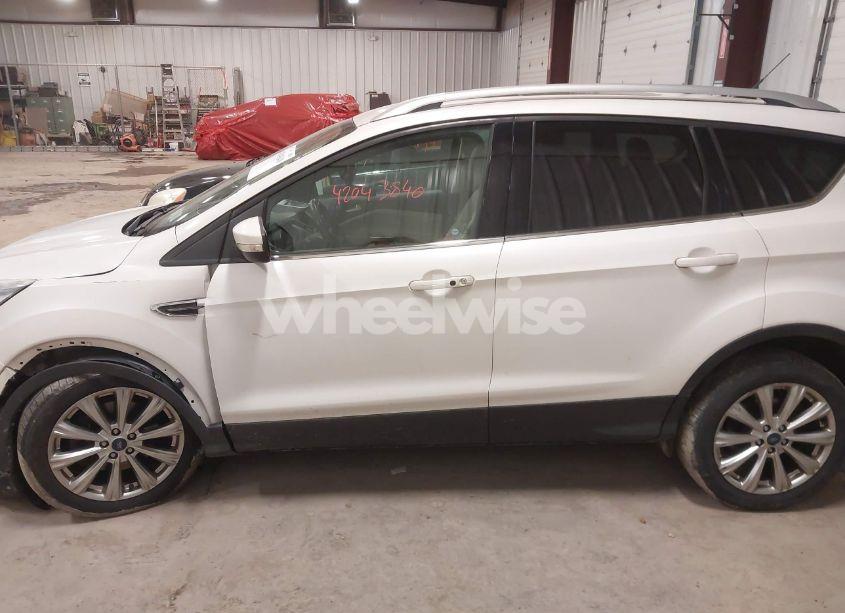 Photo 14 of 2017 Ford Escape TITANIUM (VIN 1FMCU9J96HUB13454)