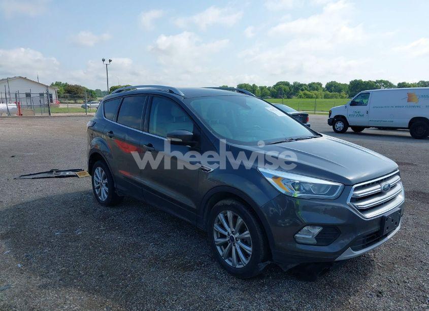 2017 Ford Escape TITANIUM (VIN 1FMCU9J96HUB65330) main photo