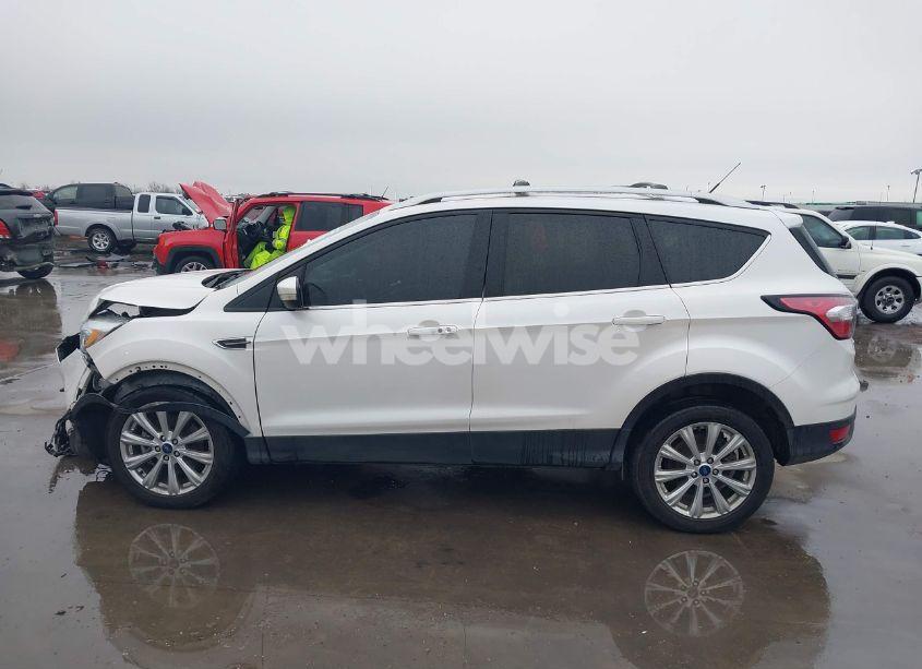 Photo 14 of 2017 Ford Escape TITANIUM (VIN 1FMCU9J96HUC01470)