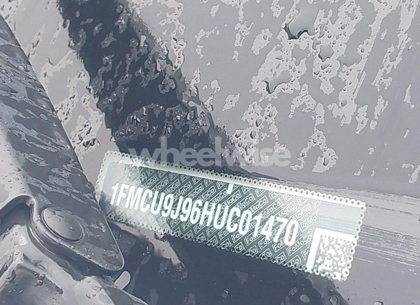 Photo 17 of 2017 Ford Escape TITANIUM (VIN 1FMCU9J96HUC01470)