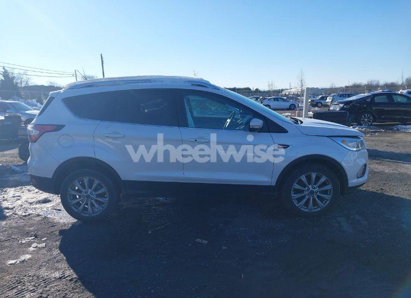 Photo 13 of 2017 Ford Escape TITANIUM (VIN 1FMCU9J96HUC07656)
