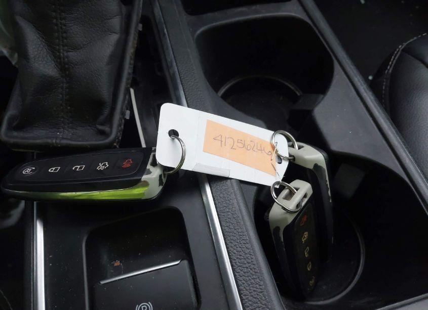 Photo 11 of 2017 Ford Escape TITANIUM (VIN 1FMCU9J96HUC17751)