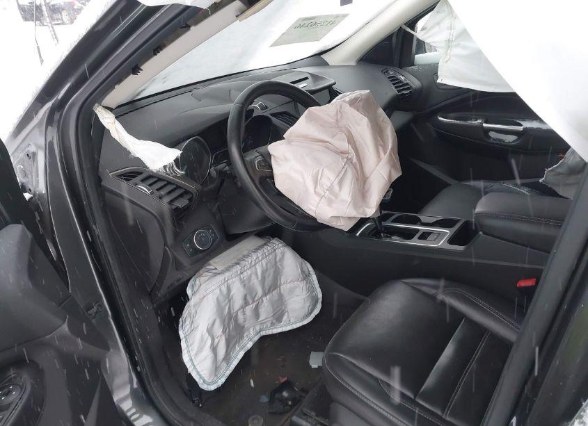 Photo 5 of 2017 Ford Escape TITANIUM (VIN 1FMCU9J96HUC17751)