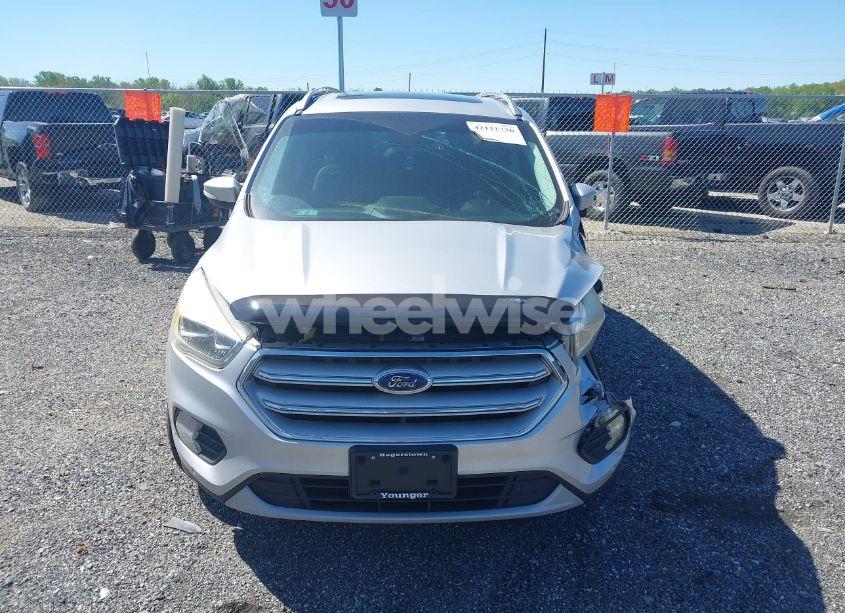 Photo 12 of 2018 Ford Escape TITANIUM (VIN 1FMCU9J96JUA33500)