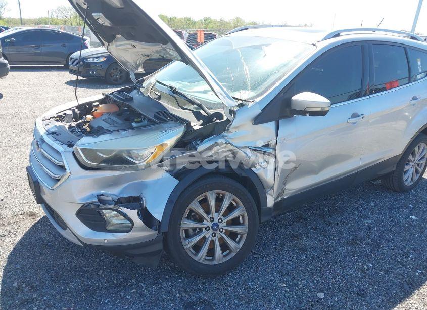 Photo 6 of 2018 Ford Escape TITANIUM (VIN 1FMCU9J96JUA33500)