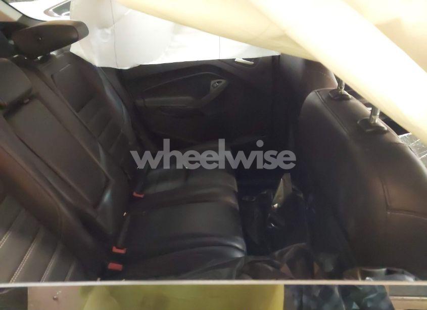 Photo 8 of 2018 Ford Escape TITANIUM (VIN 1FMCU9J96JUB77385)