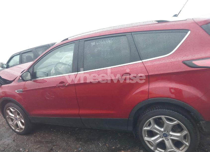 Photo 14 of 2018 Ford Escape TITANIUM (VIN 1FMCU9J96JUD18682)