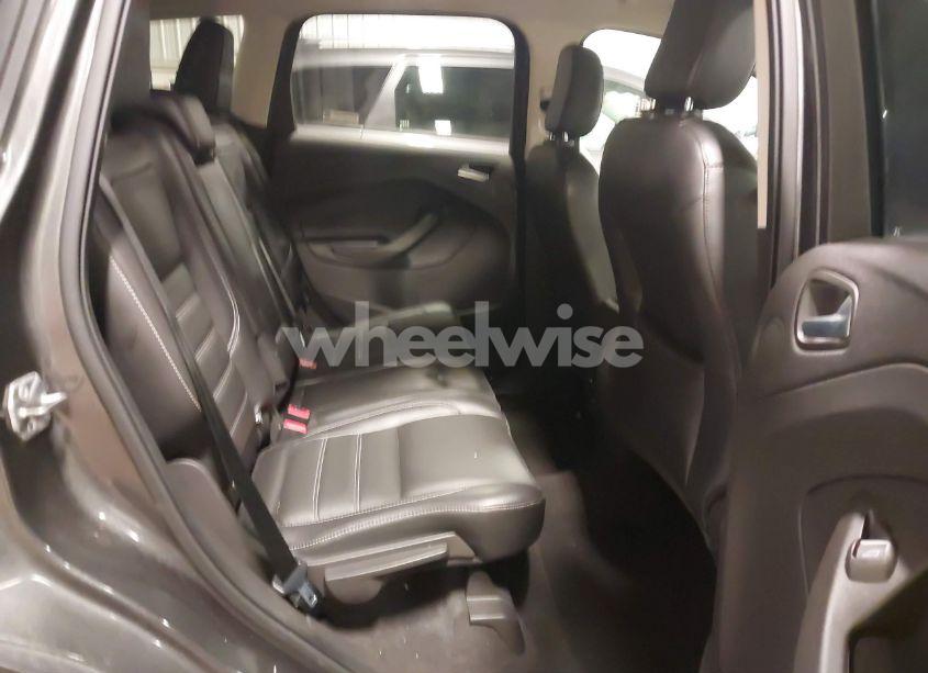 Photo 8 of 2019 Ford Escape TITANIUM (VIN 1FMCU9J96KUA03124)