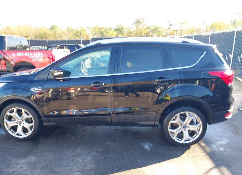 Photo 14 of 2019 Ford Escape TITANIUM (VIN 1FMCU9J96KUB42587)