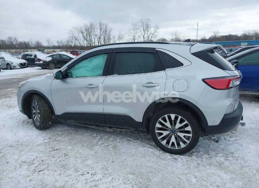 Photo 14 of 2020 Ford Escape TITANIUM (VIN 1FMCU9J96LUA50817)