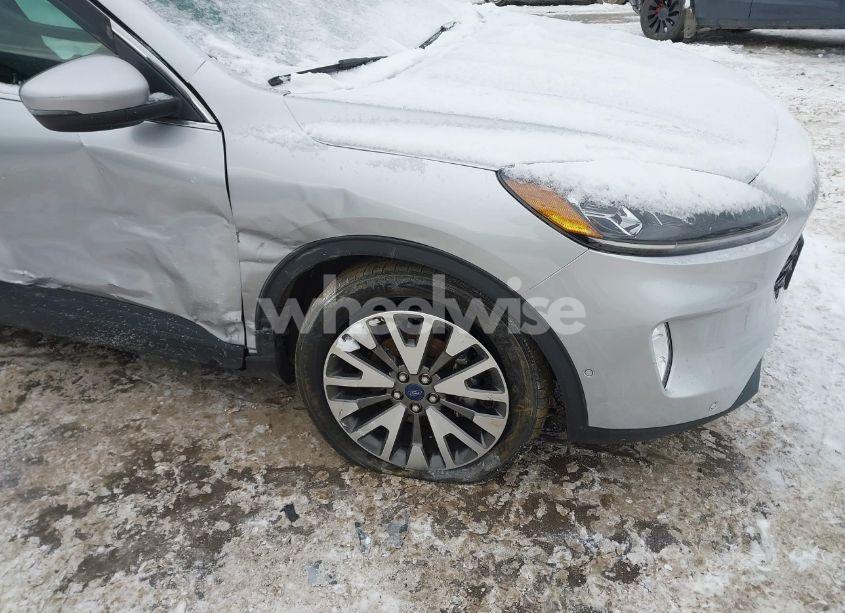 Photo 6 of 2020 Ford Escape TITANIUM (VIN 1FMCU9J96LUA50817)