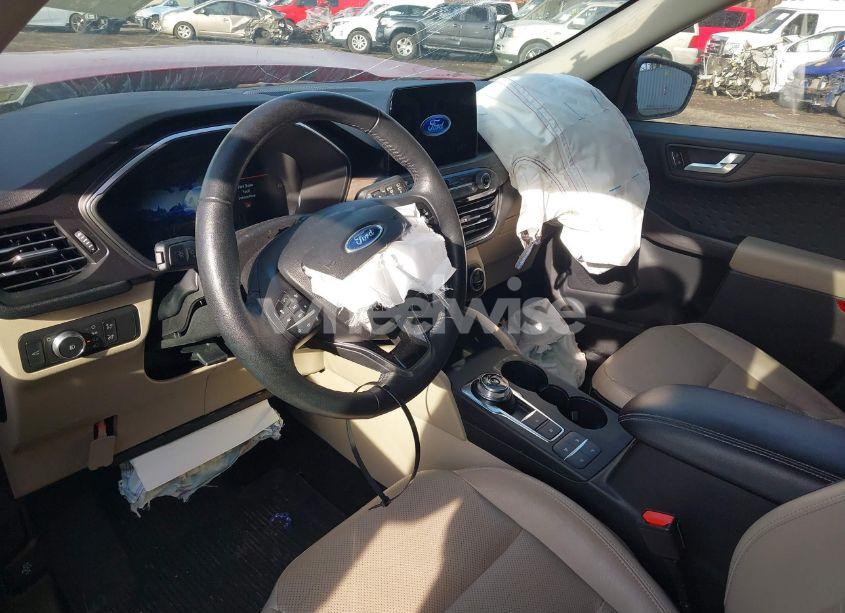 Photo 5 of 2020 Ford Escape TITANIUM (VIN 1FMCU9J96LUC66392)