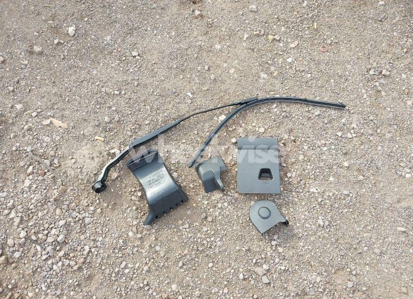 Photo 12 of 2013 Ford Escape TITANIUM (VIN 1FMCU9J97DUB12310)