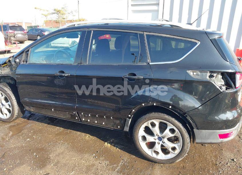 Photo 19 of 2014 Ford Escape TITANIUM (VIN 1FMCU9J97EUA19756)