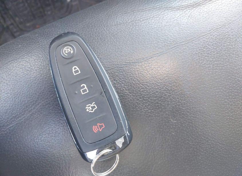 Photo 11 of 2014 Ford Escape TITANIUM (VIN 1FMCU9J97EUA88186)