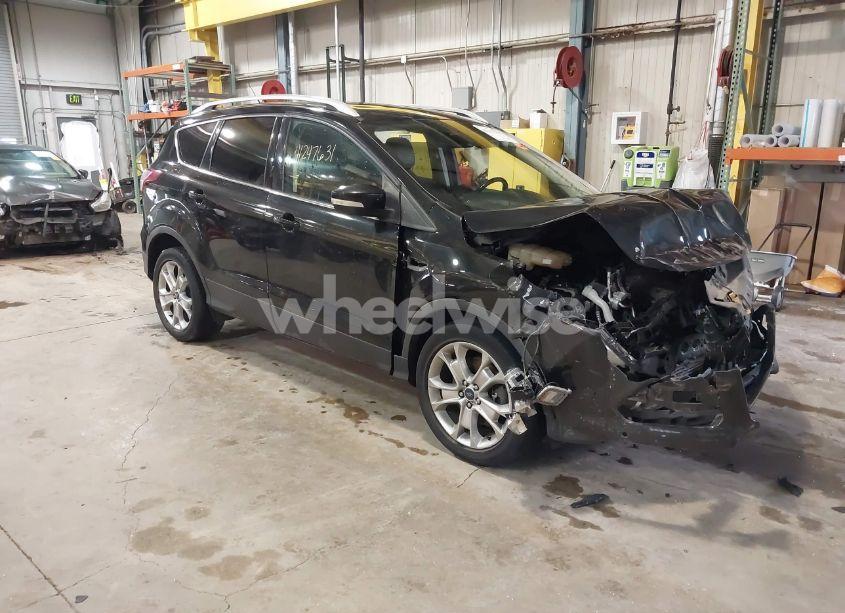 2014 Ford Escape TITANIUM (VIN 1FMCU9J97EUE08154) main photo